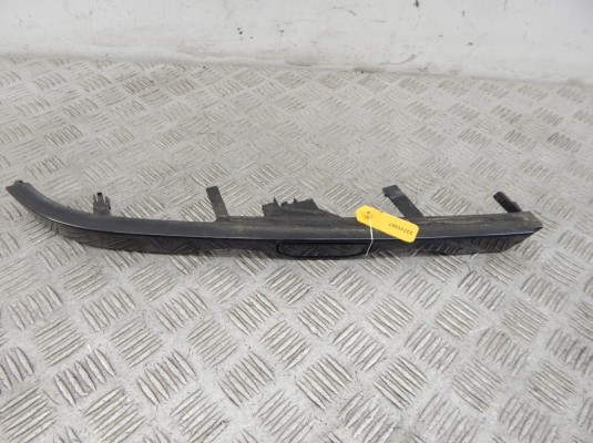 Ус под фару левый BMW 3-series (E46) 5 1 13 8 227 643