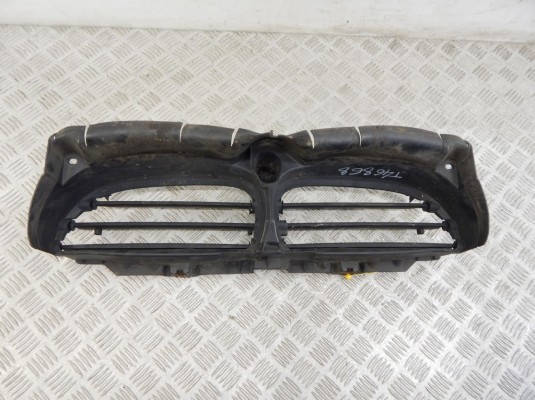 Воздухозаборник BMW 5-series (E60/61) 51 71 7 050 537