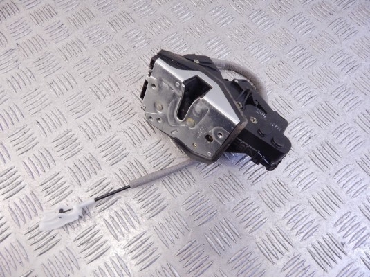Замок двери передней правой BMW 3-series (E46) 51 21 7 011 244