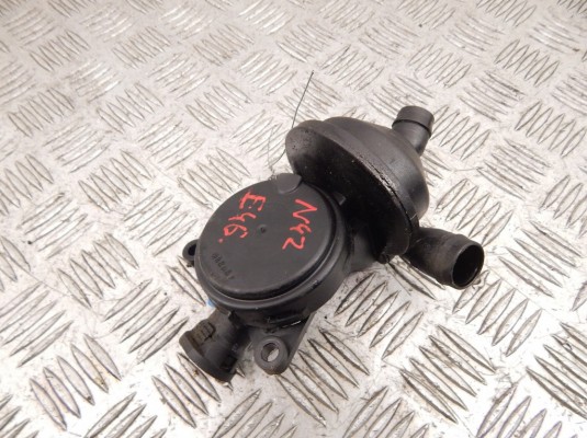 Маслоотделитель (сапун) BMW 3-series (E46) 11 61 7 503 520