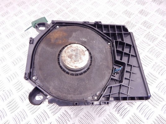 Сабвуфер BMW 3-series (E90/91/92) 65 13 6 925 330 Сабвуфер BMW 3-series (E90/91/92) 65 13 6 925 330