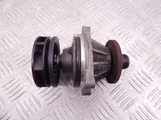 Помпа BMW 5-series (E39) 11 51 7 509 985
