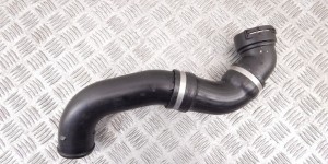 Патрубок интеркулера BMW 5-series (E60/61) 13 71 7 600 010