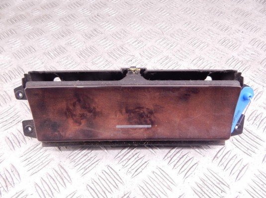Пепельница BMW X5-series (E53) 51 16 8 402 967