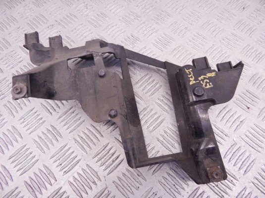 Крепление фары правой BMW X5-series (E53) 63 12 6 927 797