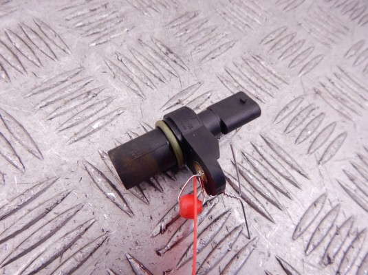 Датчик распредвала BMW 1-series (F20/21) 13 62 7 803 093