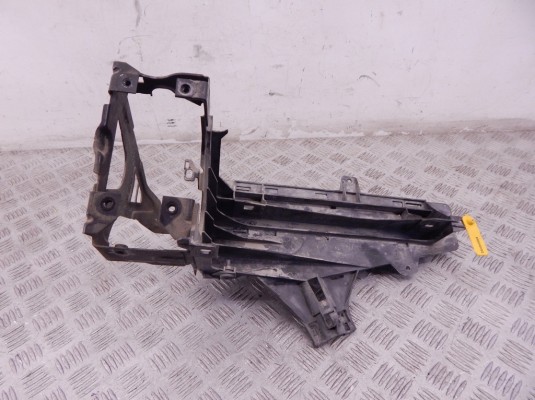 Крепление фары левой BMW 7-series (F01/02) 51 64 7 184 159