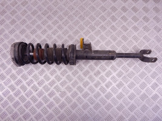Стойка передняя правая BMW 5-series (F10/11) 31 31 6 797 766