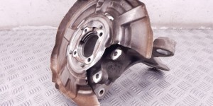 Ступица задняя правая BMW 5-series (F10/11) 33 32 6 796 100