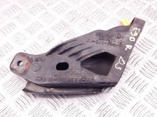 Кронштейн двигателя BMW 3-series (E90/91/92) 22 11 6 770 042
