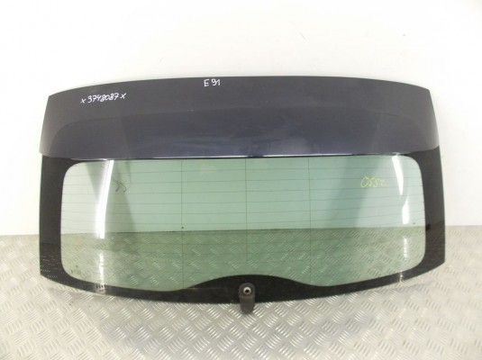 Стекло заднее BMW 3-series (E90/91/92) Стекло заднее BMW 3-series (E90/91/92)