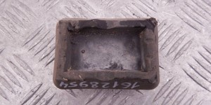 Опора под домкрат (поддомкратная подушка) BMW 5-series (E39) 51 71 8 204 244