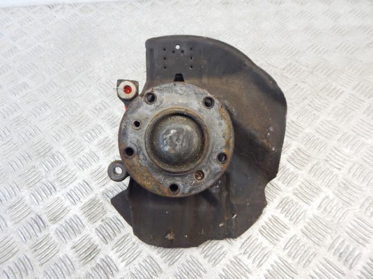 Ступица передняя правая BMW 3-series (E46) 31 21 1 096 430