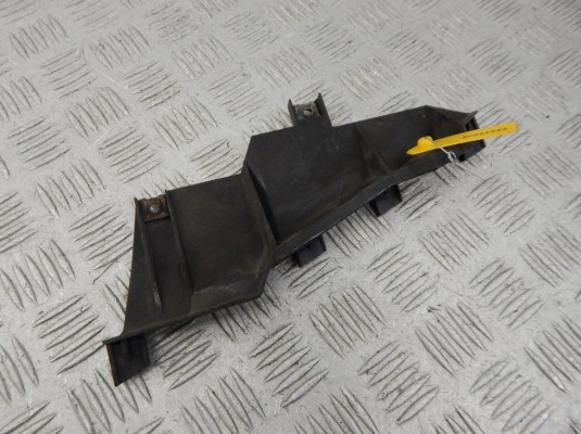 Крепление фары правой BMW 5-series (E39) 63 12 8 362 442