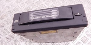 CD-чейнджер BMW 6-series (E63/E64) 65 12 9 131 850 CD-чейнджер BMW 6-series (E63/E64) 65 12 9 131 850