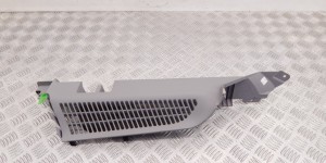 Направляющая шторки багажника (салазки) BMW X5-series (E53) 51 47 7 114 357