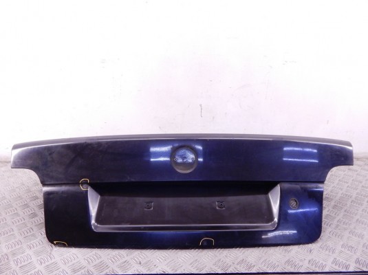 Крышка багажника (дверь 3-5) BMW 5-series (E39) 41 62 8 167 801 Крышка багажника (дверь 3-5) BMW 5-series (E39) 41 62 8 167 801