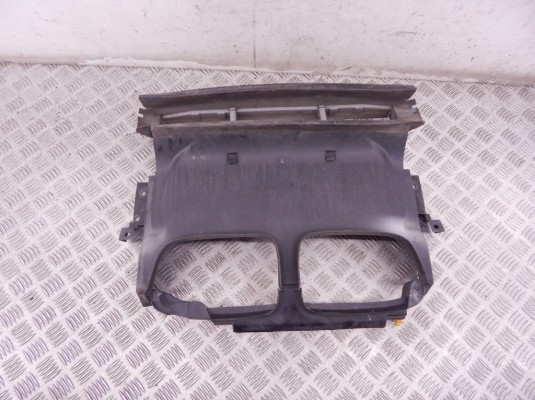 Воздухозаборник BMW 3-series (E46) 51 71 8 202 832