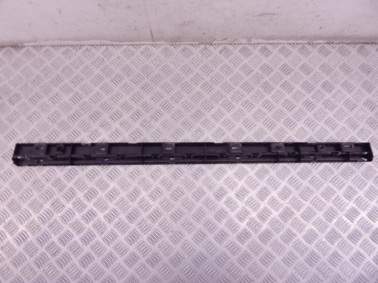 Кронштейн крепления порога BMW 7-series (F01/02) 51 77 7 187 102