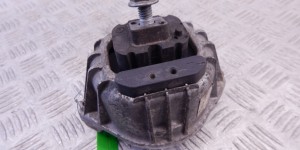Подушка крепления двигателя BMW 1-series (E87) 22 11 6 768 852