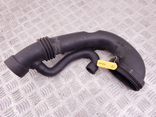 Патрубок воздушного фильтра BMW X5-series (E53) 13 71 7 786 777