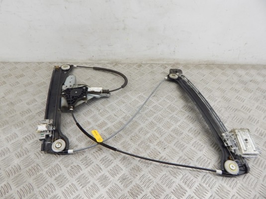 Стеклоподъемник электрический передний правый BMW 6-series (E63/E64) 51 33 7 008 626