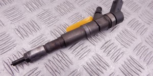 Форсунка BMW 5-series (E39) 13 53 7 785 984