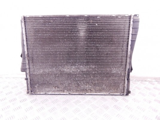 Радиатор (основной) BMW 3-series (E46) 17 11 1 436 241 Радиатор (основной) BMW 3-series (E46) 17 11 1 436 241