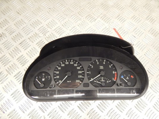Щиток приборов (приборная панель) BMW 3-series (E46) 62 11 6 911 286