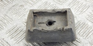 Опора под домкрат (поддомкратная подушка) BMW 3-series (E46) 51 71 8 268 885