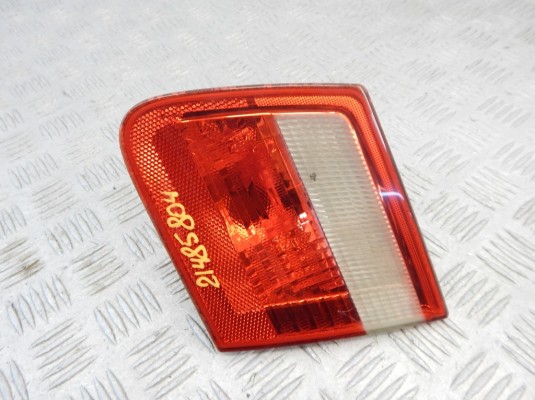 Фонарь крышки багажника правый BMW 3-series (E46) 63 21 8 368 760
