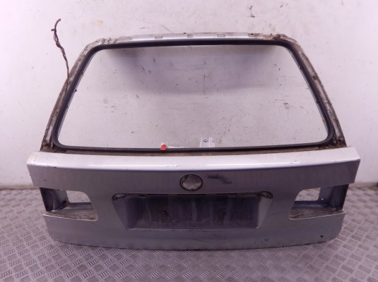 Крышка багажника (дверь 3-5) BMW 5-series (E39)