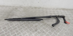 Щеткодержатель (поводок стеклоочистителя, дворник) BMW 5-series (E39) 61 61 8 209 880 Щеткодержатель (поводок стеклоочистителя, дворник) BMW 5-series (E39) 61 61 8 209 880