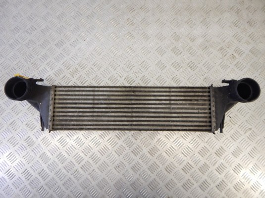Интеркулер BMW X5-series (E53) 17 51 7 791 231