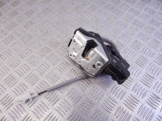 Замок двери передней правой BMW 3-series (E46) 51 21 7 011 244