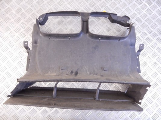Воздухозаборник BMW 3-series (E46) 51 71 8 202 831
