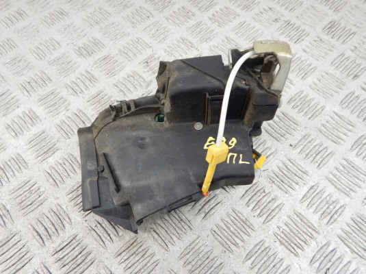 Замок двери передней левой BMW 5-series (E39) 51 21 8 235 097 Замок двери передней левой BMW 5-series (E39) 51 21 8 235 097