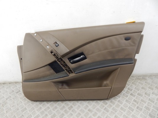 Обшивка двери передней правой (дверная карта) BMW 5-series (E60/61)