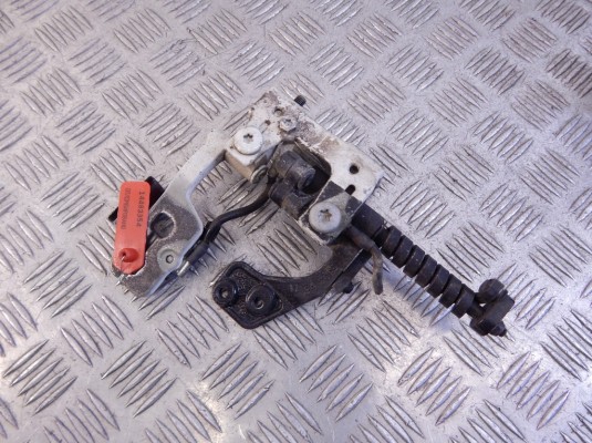 Петля крышки багажника BMW 3-series (E46) 51 24 8 254 016