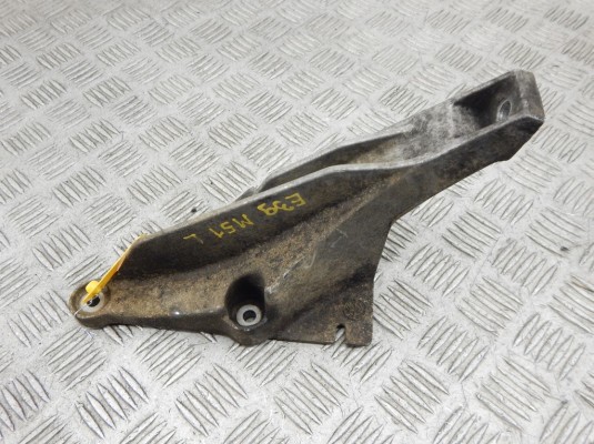 Кронштейн двигателя BMW 5-series (E39) 22 11 1 092 425