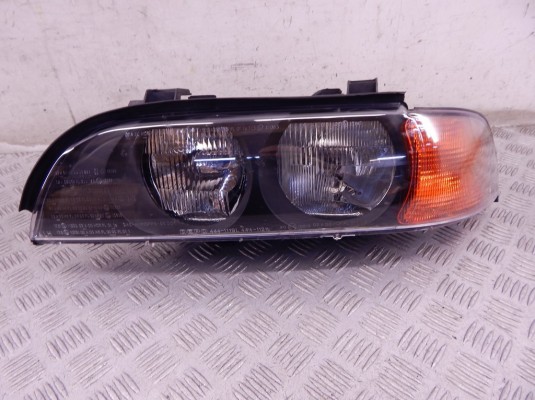 Фара левая BMW 5-series (E39) Фара левая BMW 5-series (E39)