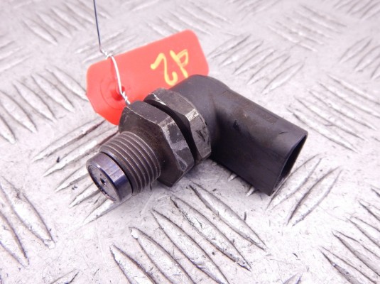 Датчик давления топлива BMW X5-series (E53) 13 53 7 787 167 Датчик давления топлива BMW X5-series (E53) 13 53 7 787 167