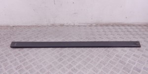 Молдинг двери передней правой BMW 3-series (E36) 51 13 2 250 074