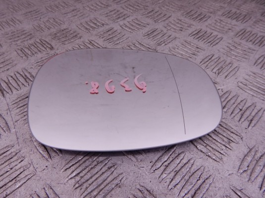 Стекло зеркала наружного правого BMW 3-series (E90/91/92) 51 16 7 252 894