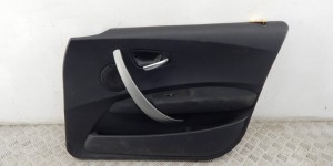 Обшивка двери передней правой (дверная карта) BMW 1-series (E87) Обшивка двери передней правой (дверная карта) BMW 1-series (E87)