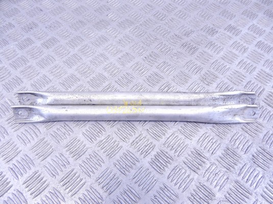 Распорка стоек BMW 5-series (F10/11) 51 71 7 180 315