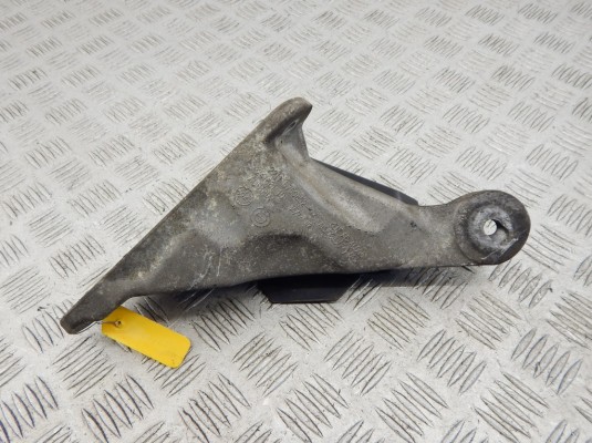 Кронштейн двигателя BMW X3-series (E83) 22 11 6 750 852