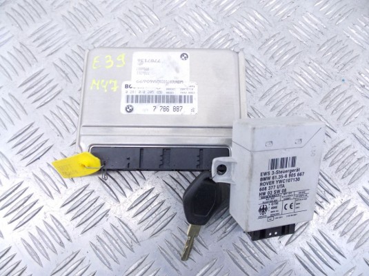 Блок управления двигателем BMW 5-series (E39) 13 61 7 786 887