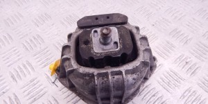 Подушка крепления двигателя BMW 3-series (E90/91/92) 22 11 6 768 800