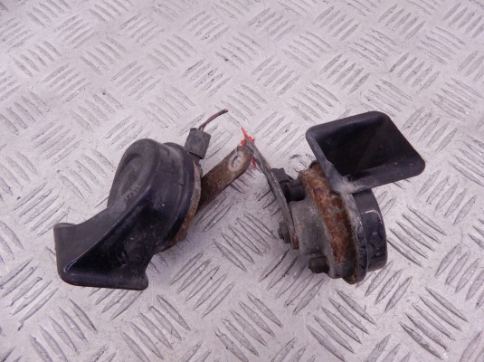Сигнал (клаксон) BMW 5-series (E39) 61 33 8 381 271
